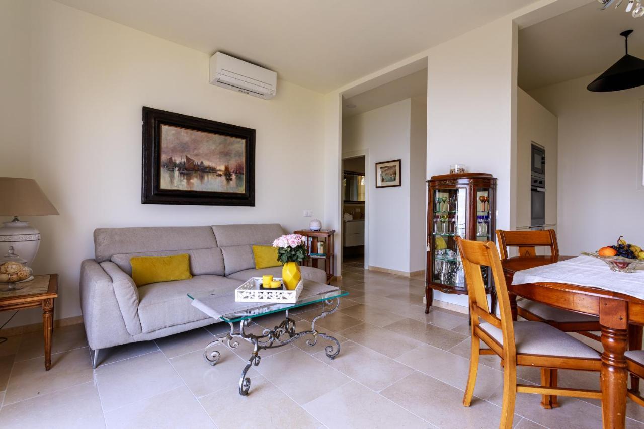 Sea View Apartment Between Nice And Monaco - 2 Villefranche-sur-Mer Kültér fotó